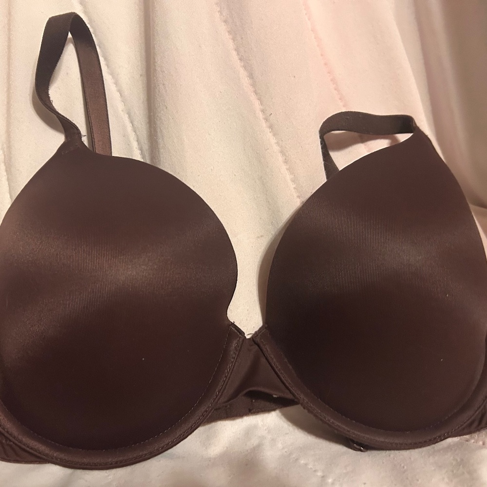 Victoria's Secret Pink 38B Brown Underwire Back Closure Bra